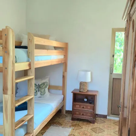 Paradiso Privato Di *